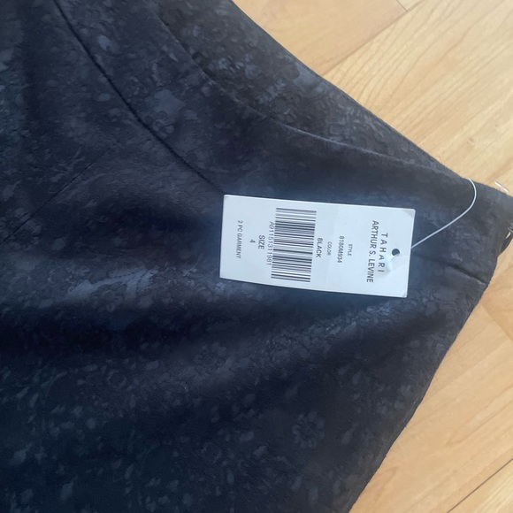 Talbots High Rise Black Flare Pants NEW WITH TAG Boot Cut trouser size 4 - Picture 16 of 16